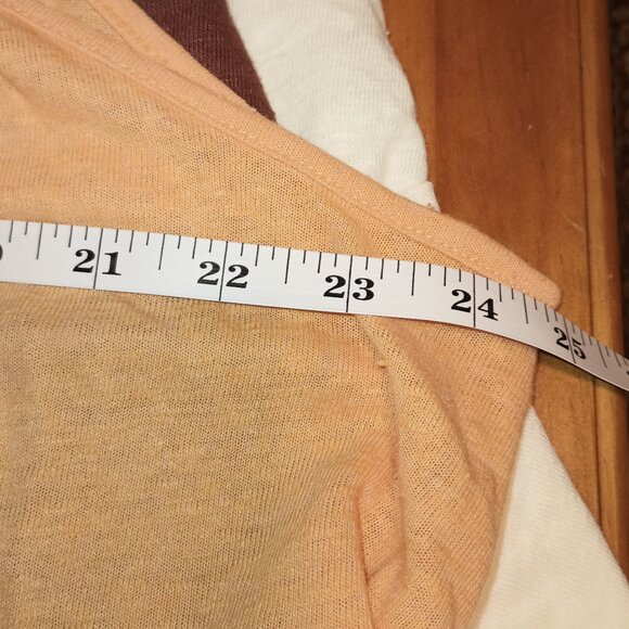 Old Navy Women's Tank Tops in Cream, Brown, and Tan - Picture 4 of 10